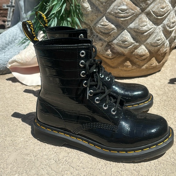 Dr. Martens 1460 Womens Patent Leather Croc Embossed Size 8 NEW - Picture 9 of 14